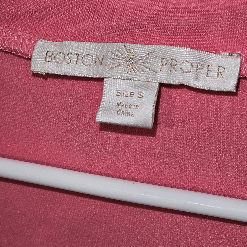 Womens Boston Proper top
